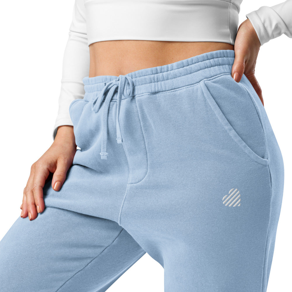 Pigment-dyed Sweatpants – spread